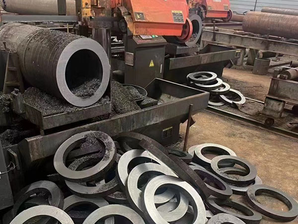 河池20G无缝钢管切割