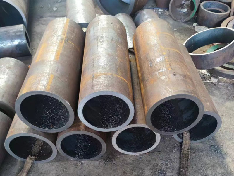 河池12Cr1MovG无缝钢管切割